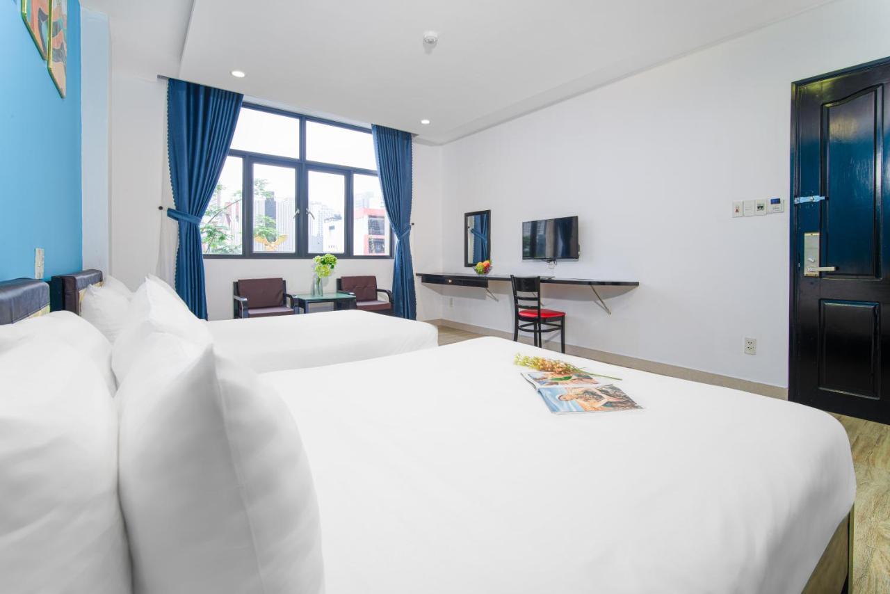 La Maison Danang Beach Hotel Extérieur photo