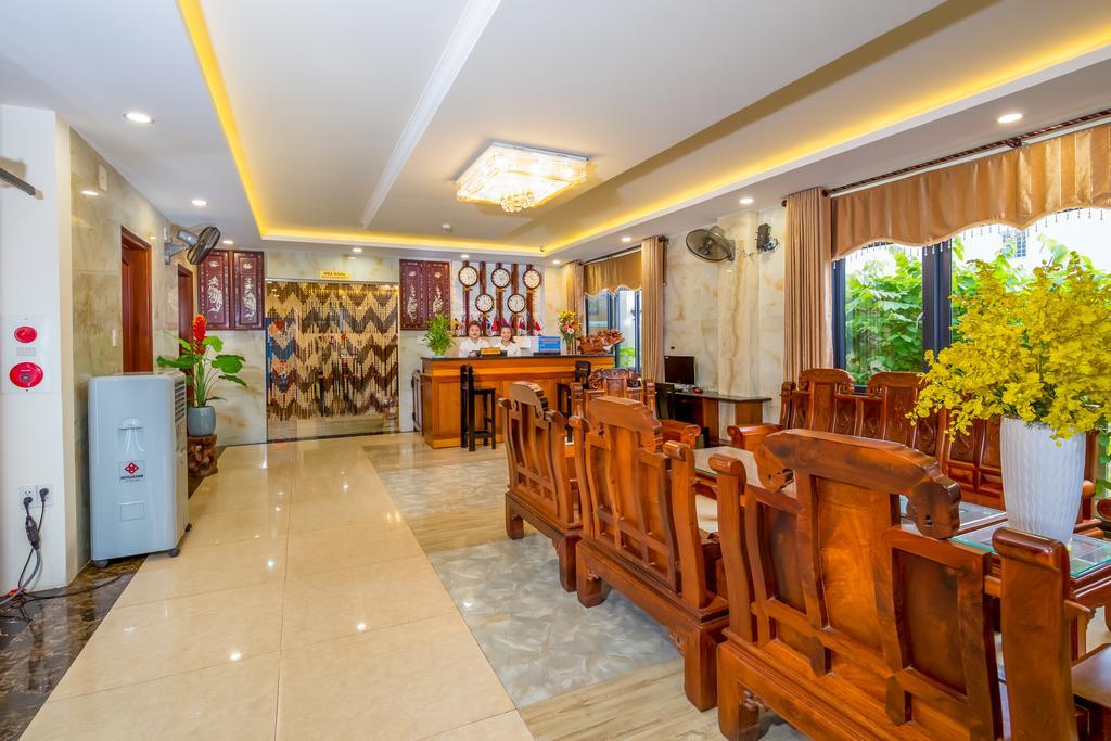 La Maison Danang Beach Hotel Extérieur photo
