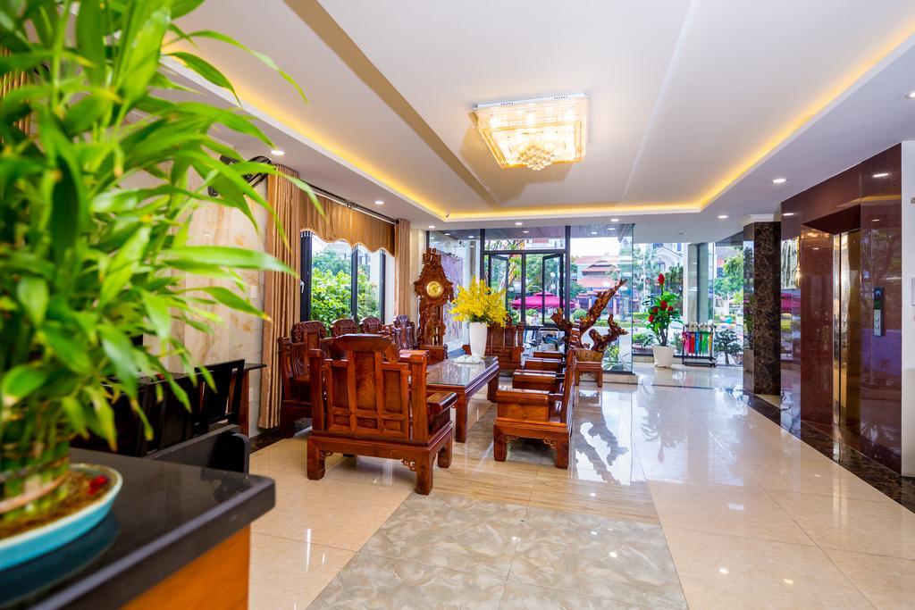 La Maison Danang Beach Hotel Extérieur photo