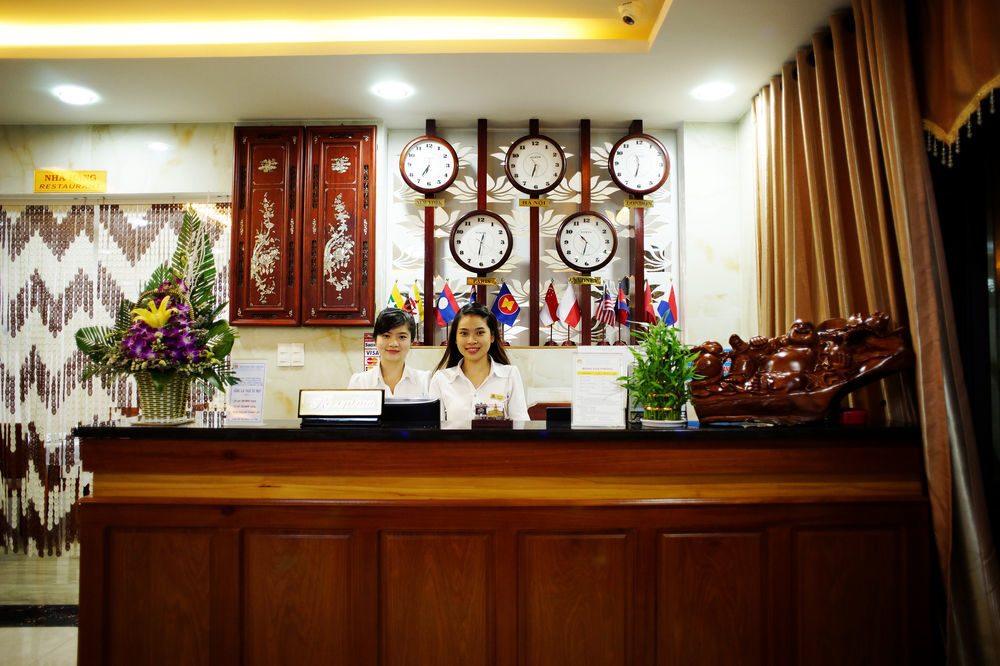 La Maison Danang Beach Hotel Extérieur photo