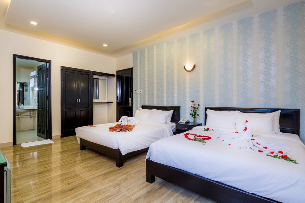 La Maison Danang Beach Hotel Extérieur photo