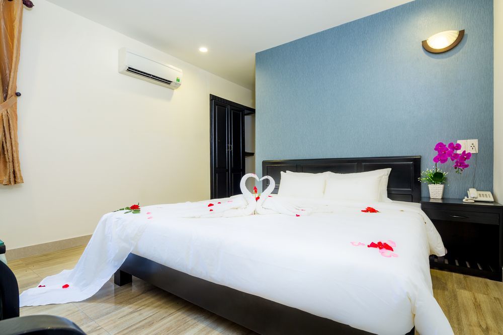 La Maison Danang Beach Hotel Extérieur photo
